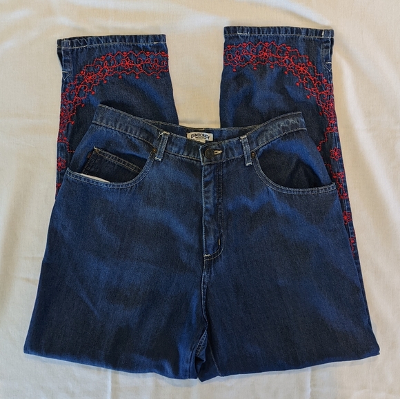 Democracy Weekend 100% lyocell denim cropped pants with red embroidery, size 6 - Picture 2 of 13